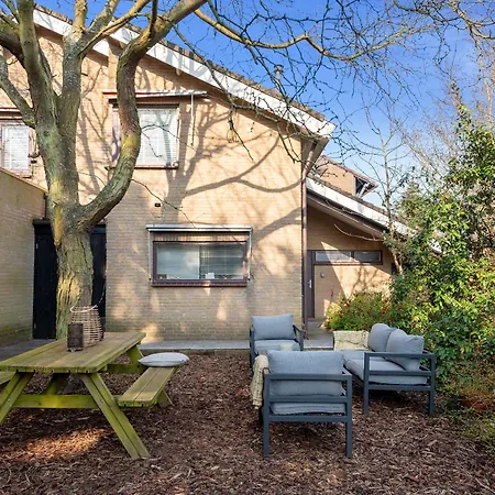 Hébergement de vacances Casa With Free Parking And Garden