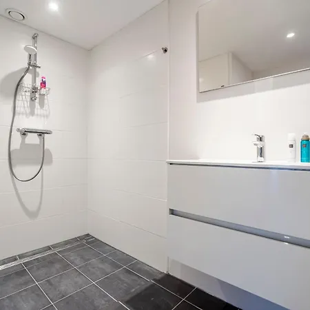 Casa With Free Parking And Garden Feriehus *