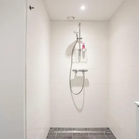 Casa With Free Parking And Garden 펜션 잔드보르트