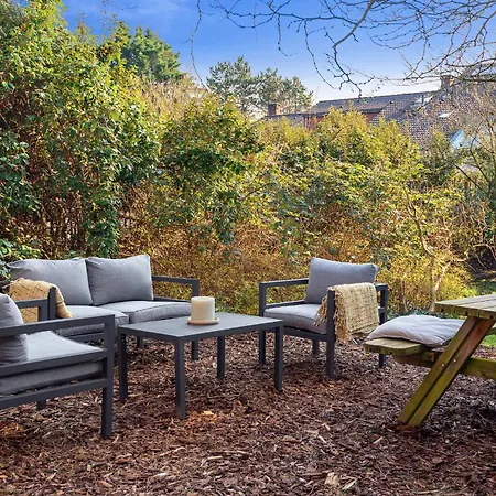 Casa With Free Parking And Garden Feriehus